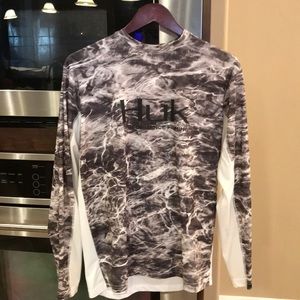 HUK long sleeve fishing shirt